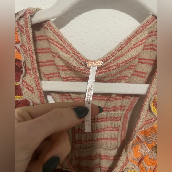 Free People Frida top with embroidered floral trim, size XS - Picture 4 of 5